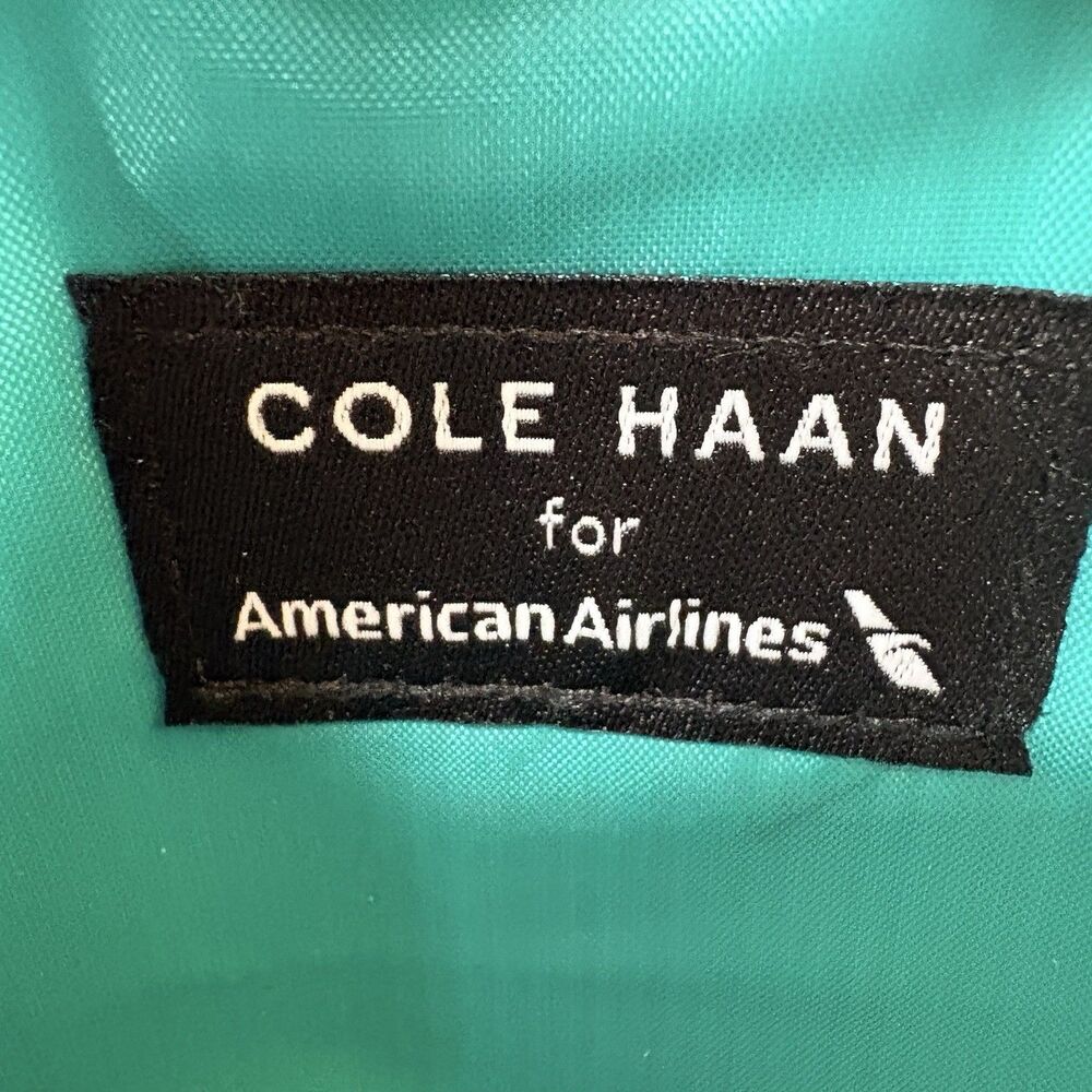 Cole Haan for American Airlines Amenity Kit Teal Gray Travel Pouch Eye Mask - Picture 4 of 6